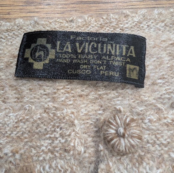 100% Alpaca La Vicunita Cardigan Made in Peru AZTEK - Picture 3 of 6